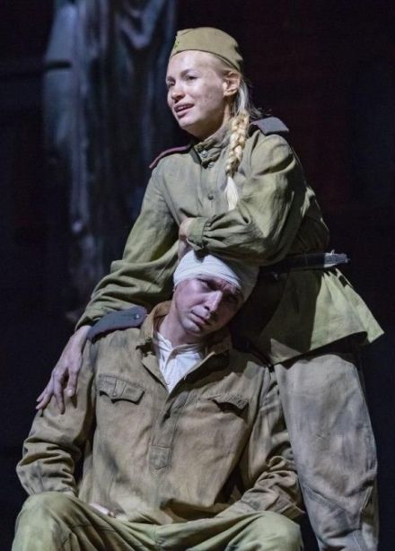 Спектакль «Рядовые»