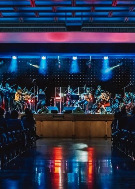Hard Rock Orchestra. Хиты группы «Queen»