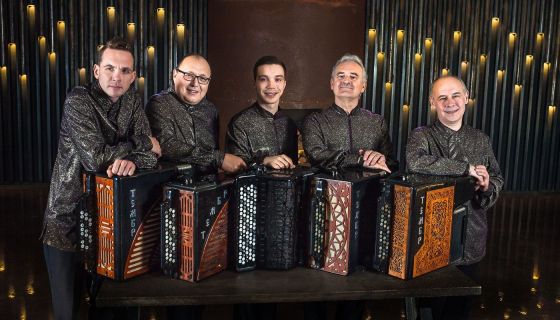 Ансамбль баянистов, орган, голос. Бах, Вивальди, Гендель
