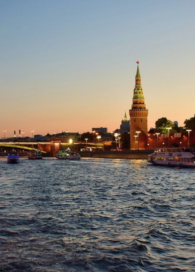 Экскурсия по вечерней Москве