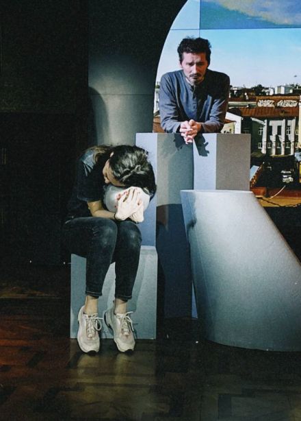 Это не театр