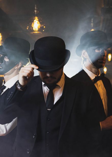 Таинственная история Мистера Т