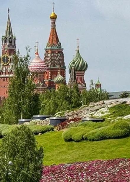 Парк «Зарядье» — Красная площадь