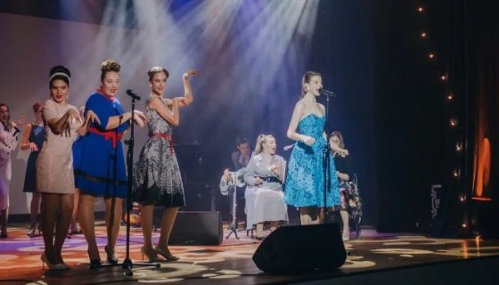 Спектакль «На Марсе будут яблони цвести»