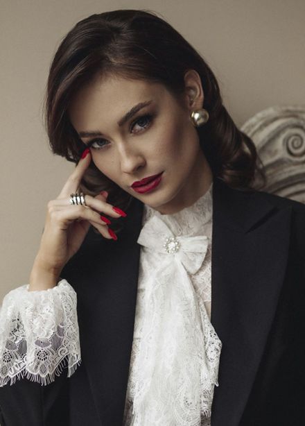 Саша Попова