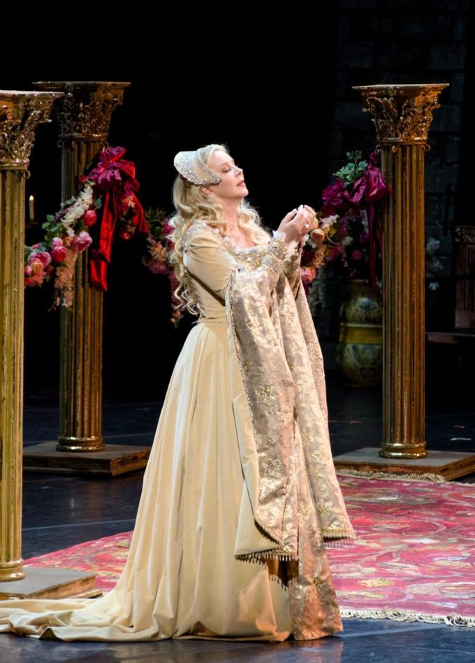 Опера «Анна Болейн»