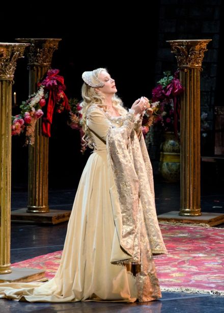 Опера «Анна Болейн»