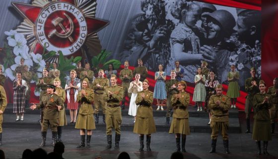 Спектакль «Ради жизни на земле! Василий Тёркин»