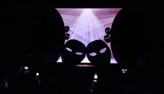 Шоу «Shadow Lab. История любви»