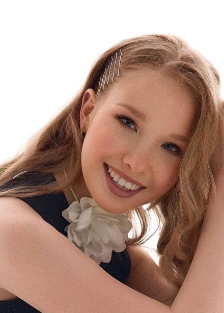 Аня Заболотникова