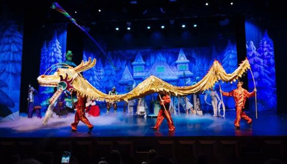 Шоу «Цирк Деда Мороза: лига зимних волшебников»
