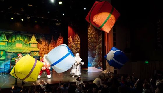 Шоу «Цирк Деда Мороза: лига зимних волшебников»