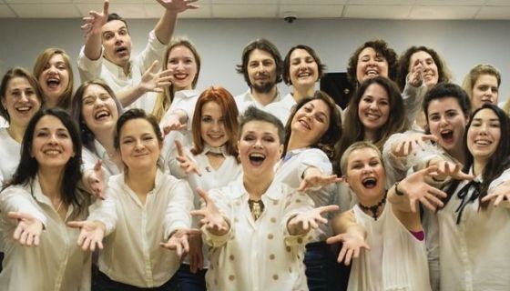 Ольга Олейникова и хор «Sunny Side Singers»