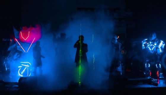 Шоу «КиберРобоЁлка»