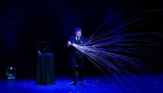 Шоу «Лига волшебников»