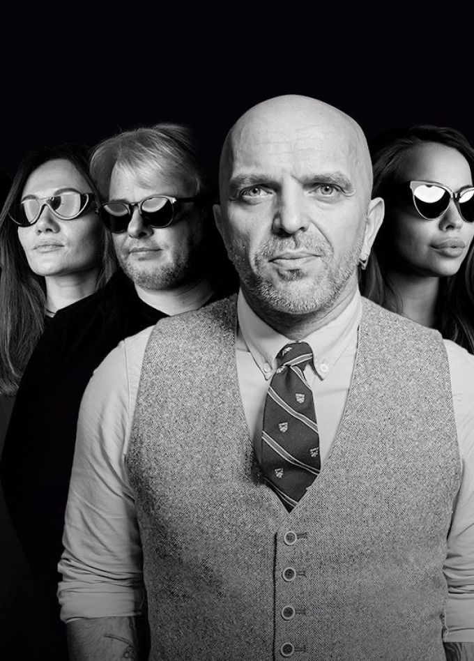 Александр Шоуа и группа «Непара»