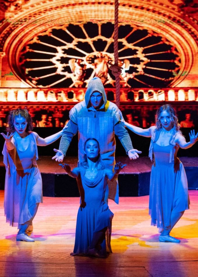 Спектакль-концерт «Мюзикл на чердаке»