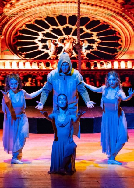 Спектакль-концерт «Мюзикл на чердаке»