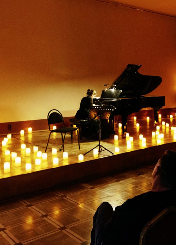 Людовико Эйнауди: неоклассика при свечах