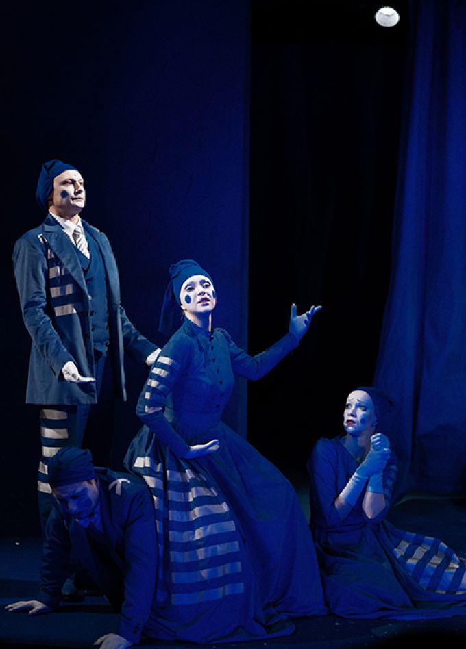 С художника спросится