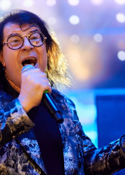 Игорь Корнелюк