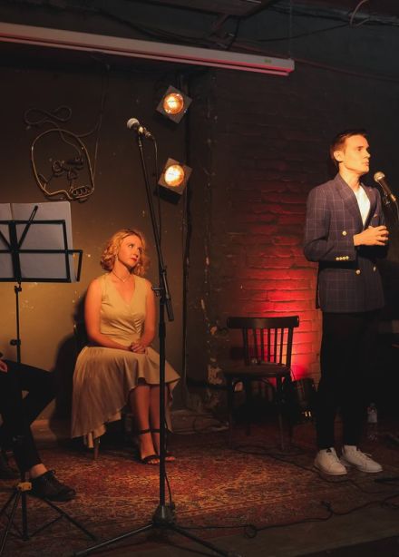 Всё начинается с любви...