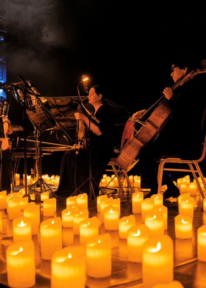 Рок-хиты на виолончелях при свечах