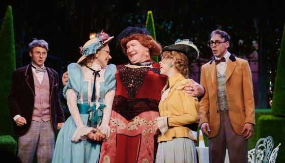 Спектакль «Тётка Чарлея»