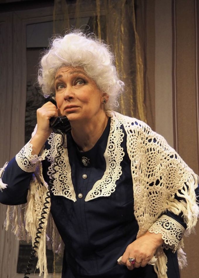 Спектакль «Насмешница Фаина»