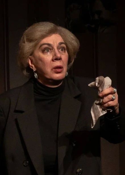 Спектакль «Насмешница Фаина»