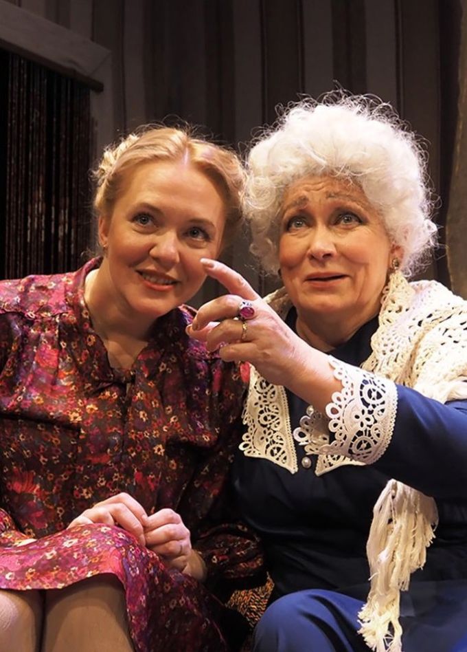 Спектакль «Насмешница Фаина»