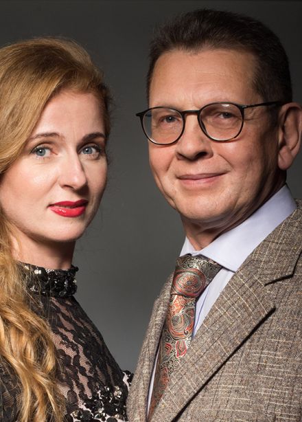 Пока часы 12 бьют