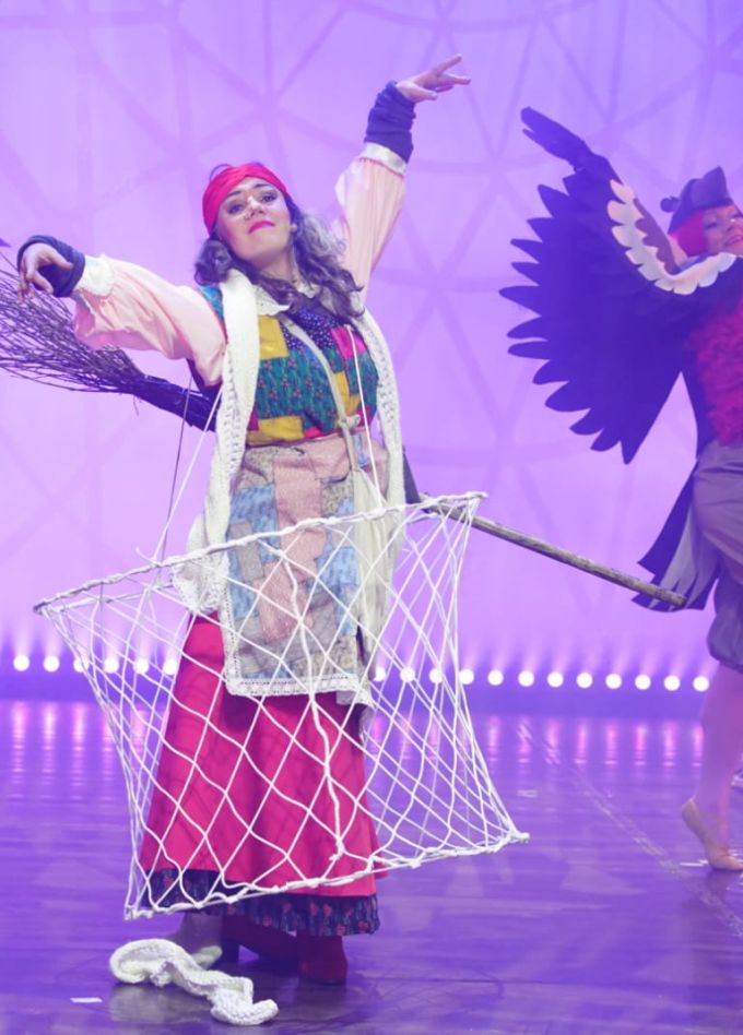 Баба Яга и Новогодний переполох