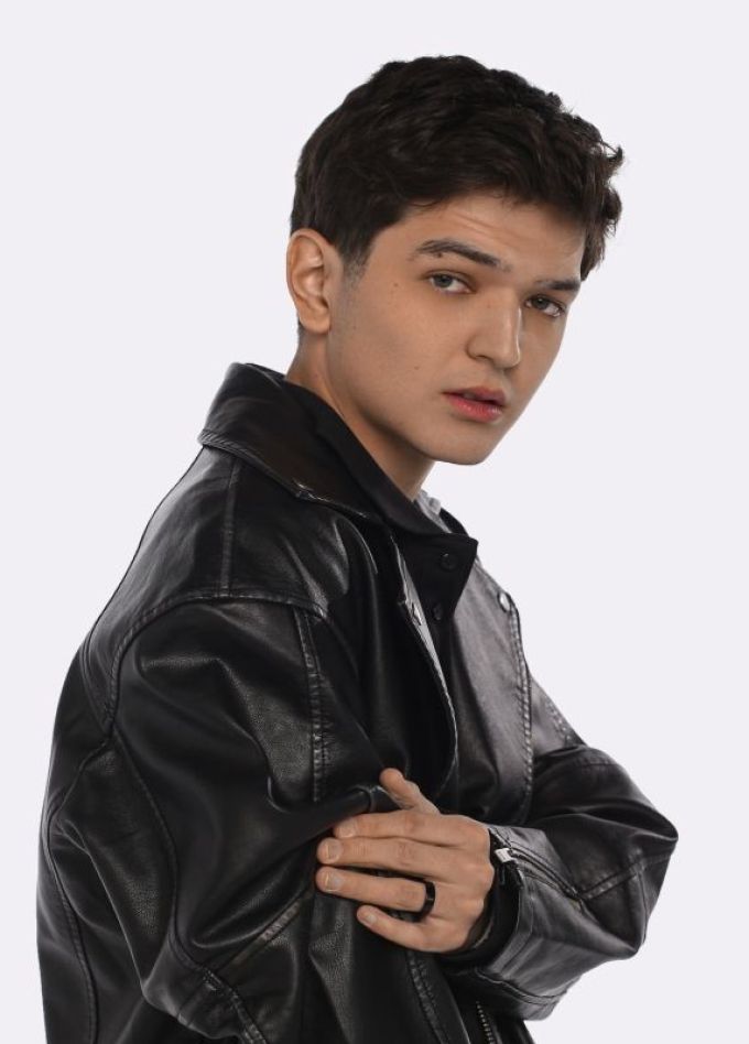 Akmal’, Зеленоград