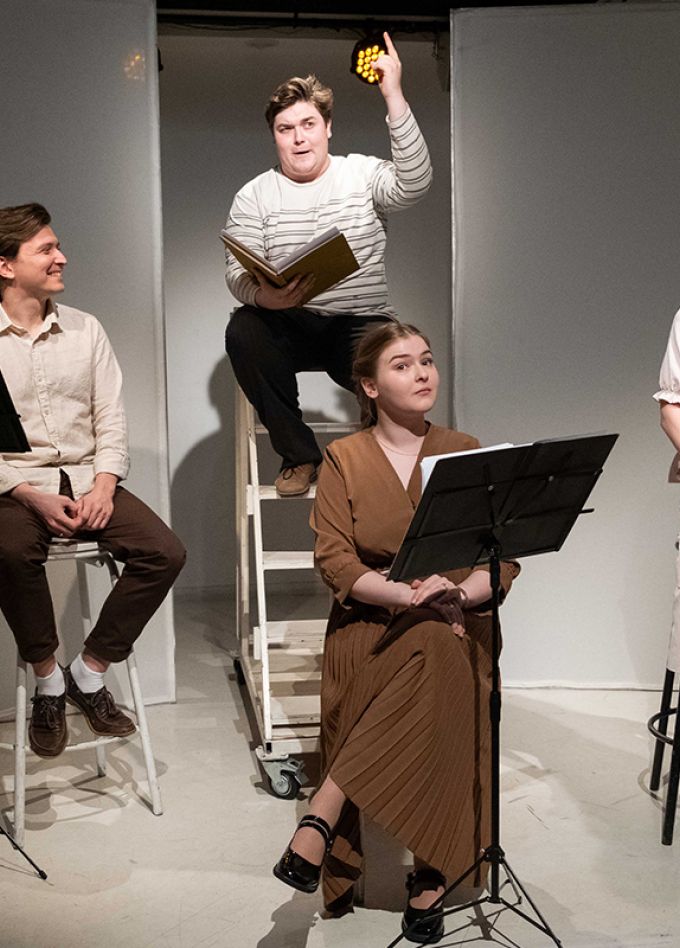 Читаем вместе