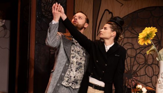 Спектакль «Идеальный муж»