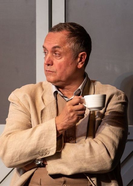 Спектакль «Старомодная комедия»