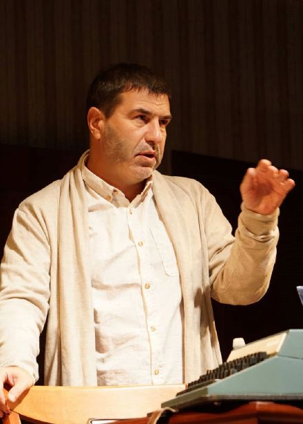 Евгений Гришковец. Прощание с бумагой