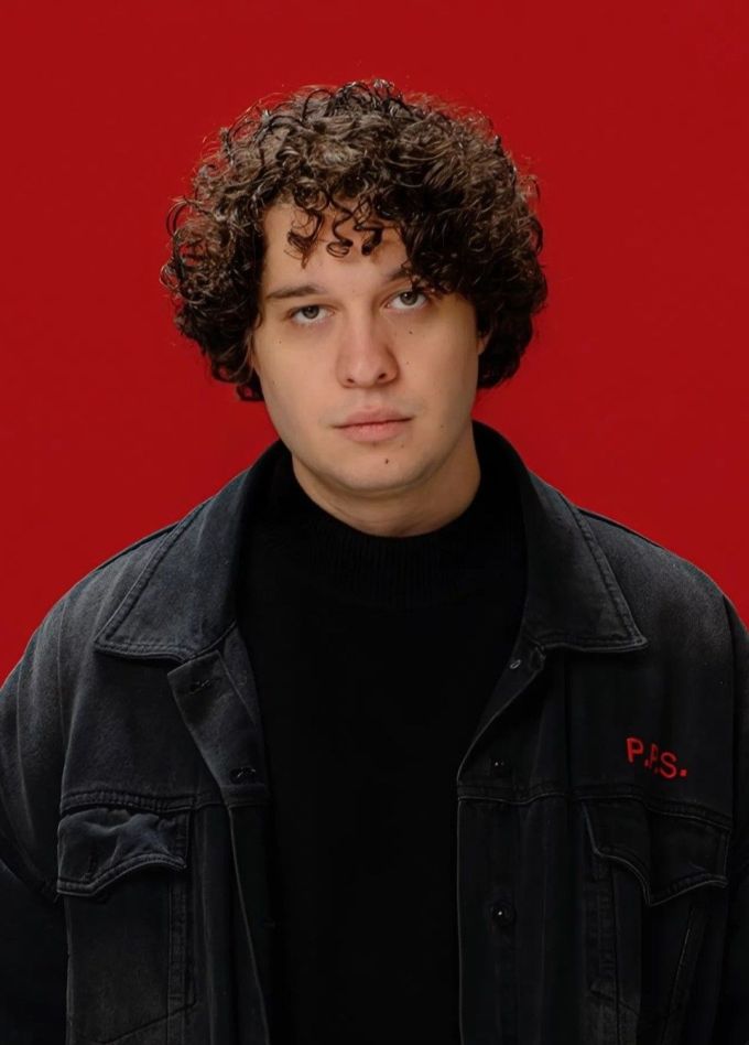 Антон Токарев