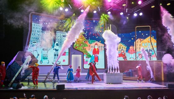 Шоу «Научная ёлка Wow! How?»