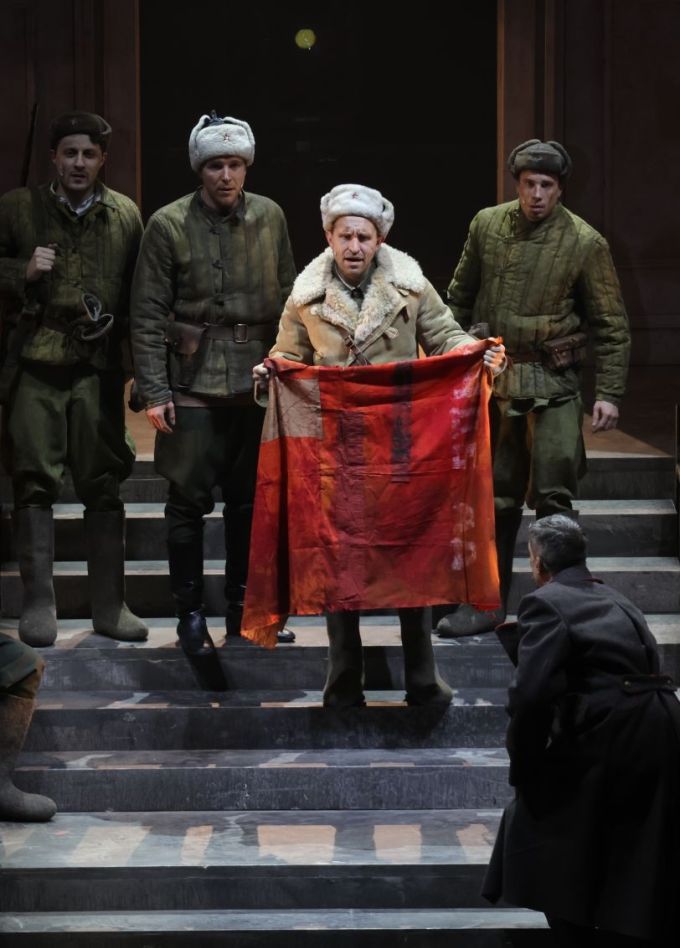 Спектакль «Живые и мёртвые. Солдатами не рождаются»