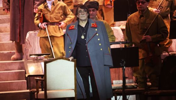 Спектакль «Живые и мёртвые. Солдатами не рождаются»