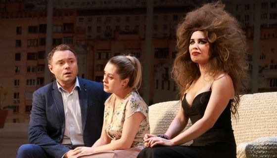 Спектакль «Отдам бывшего в хорошие руки»