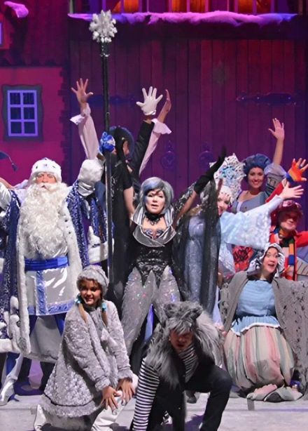 Спектакль «Новый год в Сказочном городе»