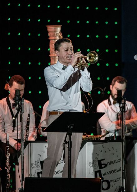 Большой джазовый оркестр. Битлз. Гленн Миллер. Джордж Гершвин