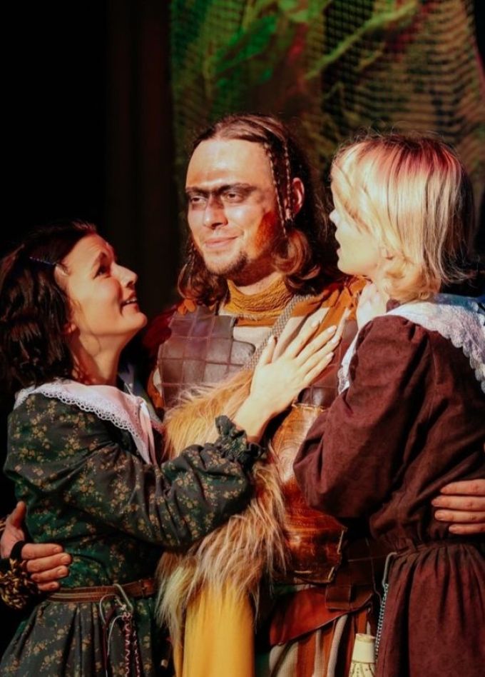 Спектакль «Лев, колдунья и платяной шкаф (Хроники Нарнии)»