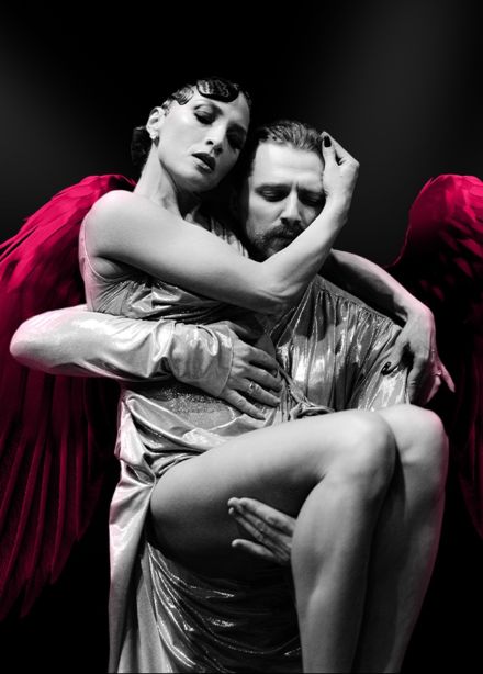 Шоу «Ностальгия. История в отеле»