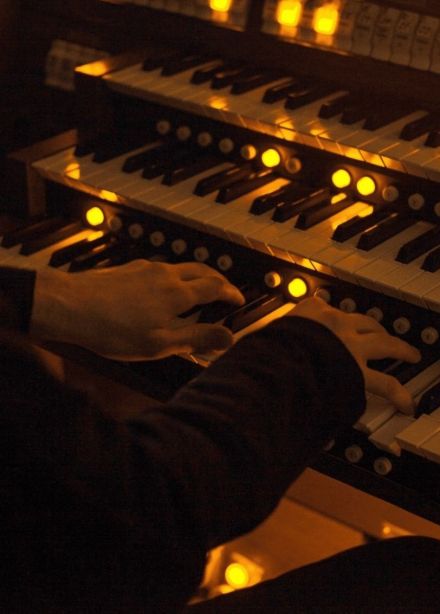 Концерт «Легенды зимней ночи. Орган. Скрипка. Голос»