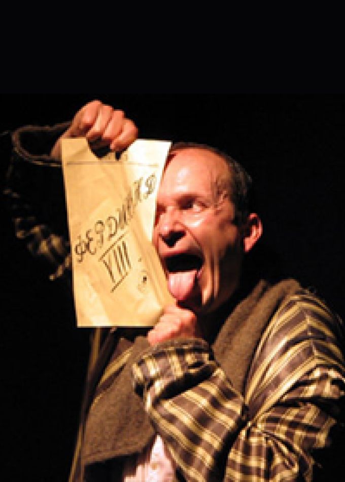 Он был титулярный советник