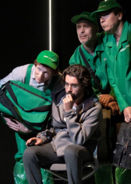 Серёжа очень тупой